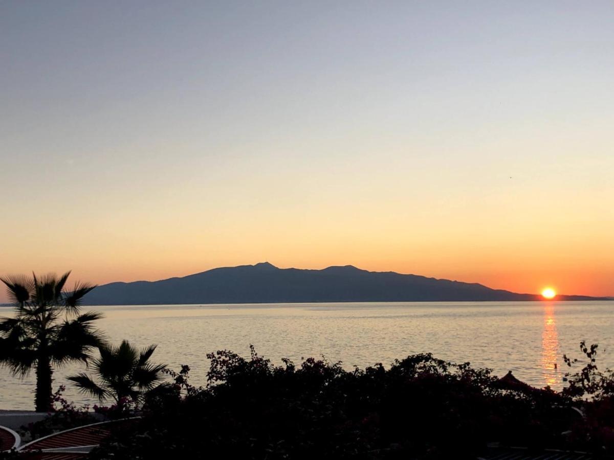 Sunset Apartment Saranda Bay מראה חיצוני תמונה