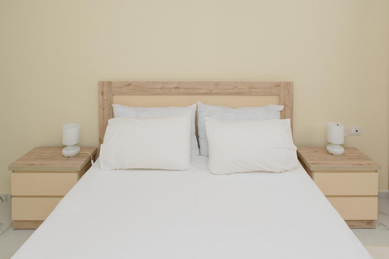 Sunset Apartment Saranda Bay מראה חיצוני תמונה