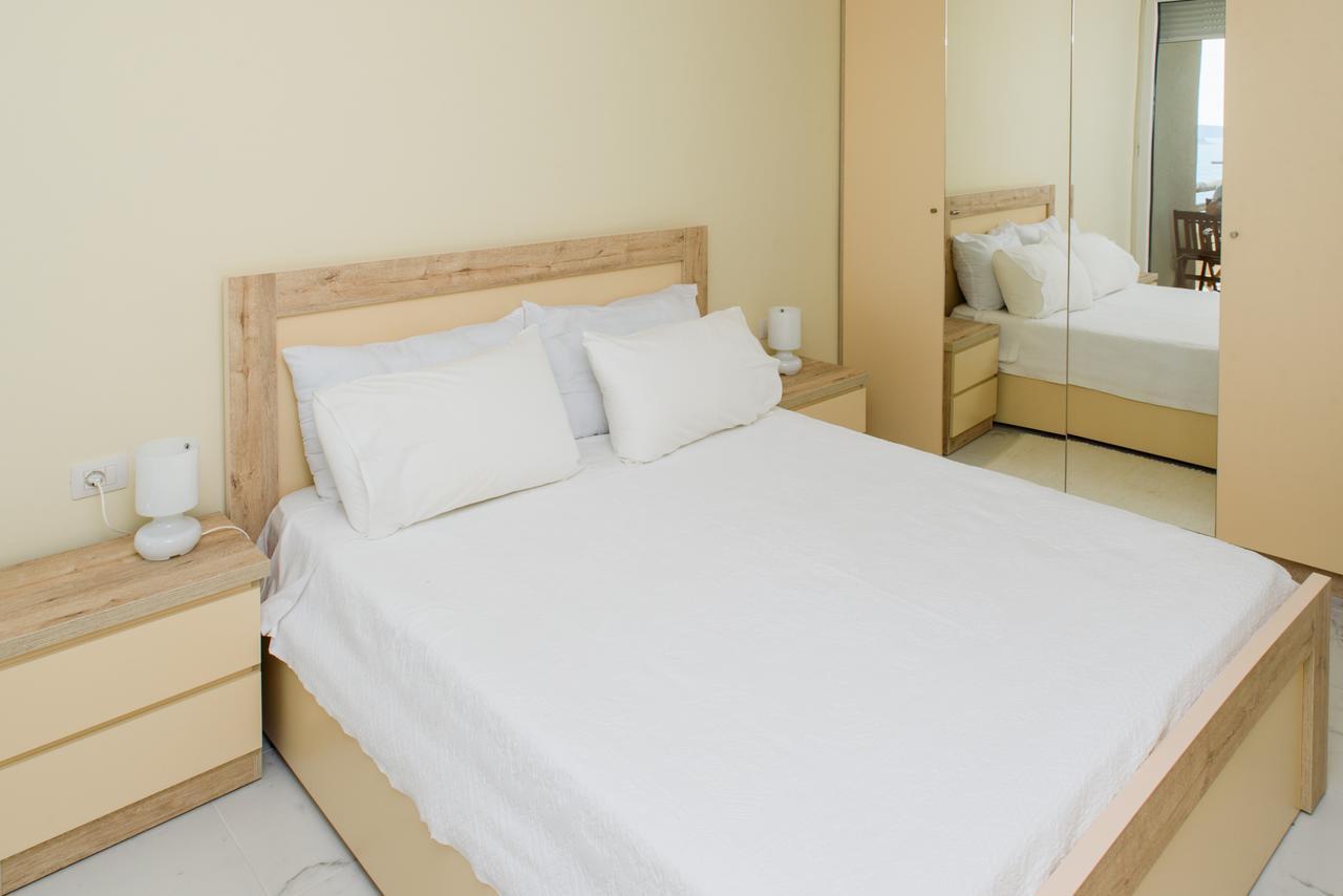 Sunset Apartment Saranda Bay מראה חיצוני תמונה